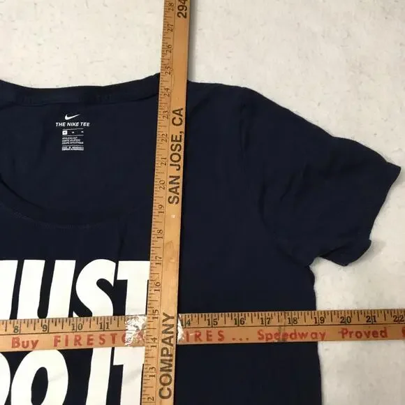 Nike Just Do It Top Women’s blue Athletic Cut center shwoosh - Picture 4 of 7